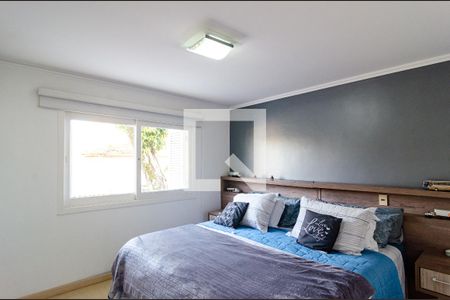 Casa de condomínio à venda com 270m², 4 quartos e 3 vagasSuíte 1