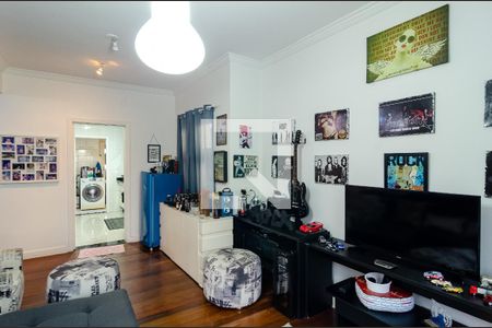 Sala de casa de condomínio à venda com 4 quartos, 270m² em Vila Nova Caledonia, São Paulo