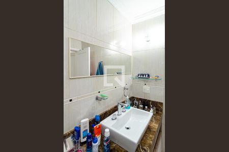 Casa de condomínio à venda com 270m², 4 quartos e 3 vagasBanheiro da Suíte 1