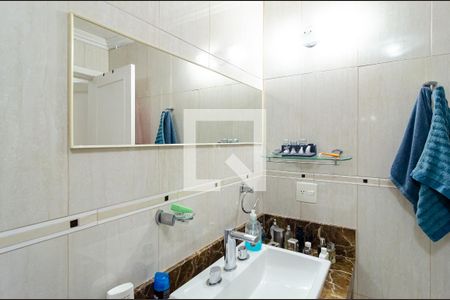 Casa de condomínio à venda com 270m², 4 quartos e 3 vagasBanheiro da Suíte 1