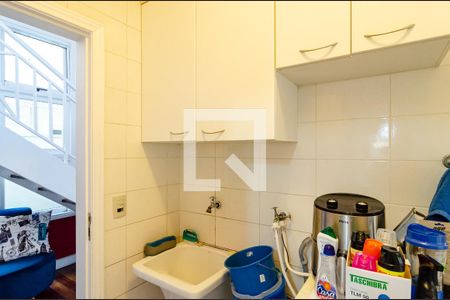 Casa de condomínio à venda com 270m², 4 quartos e 3 vagasLavanderia