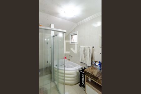 Casa de condomínio à venda com 270m², 4 quartos e 3 vagasBanheiro da Suíte 1