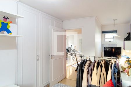 Casa de condomínio à venda com 270m², 4 quartos e 3 vagasQuarto 4