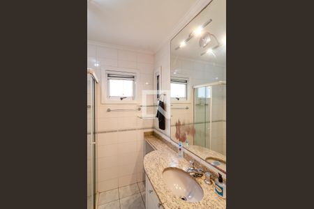 Casa de condomínio à venda com 270m², 4 quartos e 3 vagasBanheiro Social