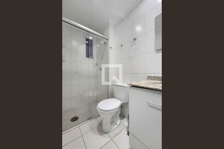 Apartamento para alugar com 60m², 2 quartos e 2 vagas Apartamento para alugar com 60m², 2 quartos e 2 vagasBanheiro
