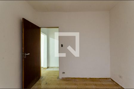 Quarto 2 de casa para alugar com 2 quartos, 70m² em Jardim Maristela, São Paulo