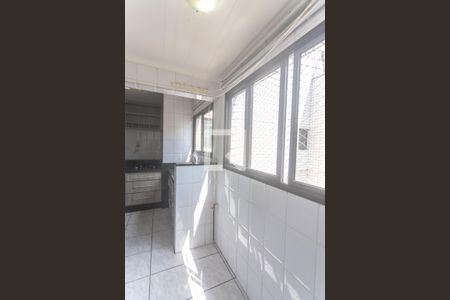 Apartamento à venda com 82m², 3 quartos e 1 vagaÁrea de serviço