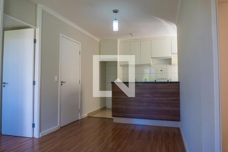 Sala de apartamento para alugar com 3 quartos, 58m² em Vila Marieta, Campinas