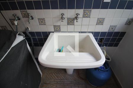 Casa à venda com 192m², 3 quartos e 4 vagasÁrea de Serviço