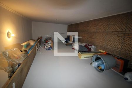 Casa à venda com 192m², 3 quartos e 4 vagasÁrea de Serviço