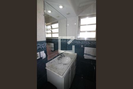 Casa à venda com 192m², 3 quartos e 4 vagasBanheiro da Suíte