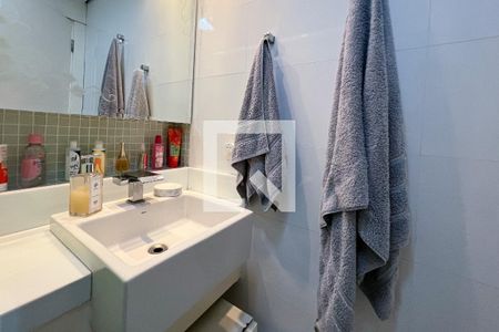 Apartamento à venda com 65m², 2 quartos e 2 vagasBanheiro