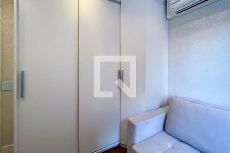 Quarto de apartamento para alugar com 2 quartos, 65m² em Vila Uberabinha, São Paulo