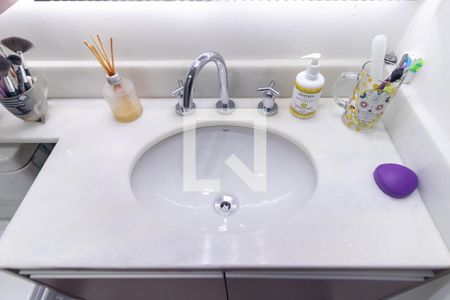 Banheiro de kitnet/studio à venda com 1 quarto, 31m² em Pinheiros, São Paulo