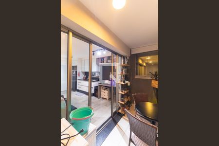 Varanda de kitnet/studio à venda com 1 quarto, 31m² em Pinheiros, São Paulo