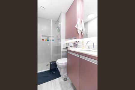 Banheiro de kitnet/studio à venda com 1 quarto, 31m² em Pinheiros, São Paulo