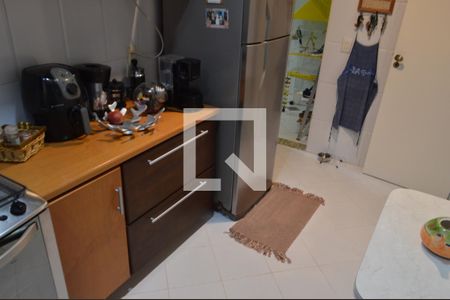 Casa de condomínio à venda com 164m², 3 quartos e 1 vagaCozinha