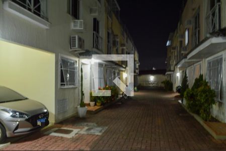 Casa de condomínio à venda com 164m², 3 quartos e 1 vagaFachada 