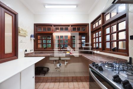 Casa para alugar com 350m², 3 quartos e 2 vagasCozinha