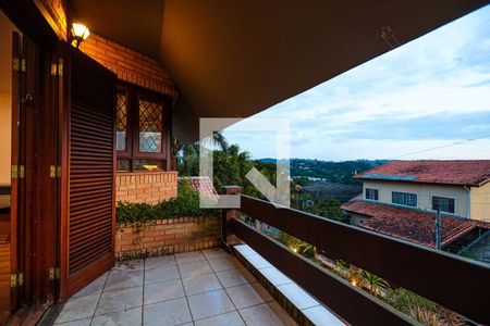 Casa para alugar com 350m², 3 quartos e 2 vagas2º andar - Suíte - varanda