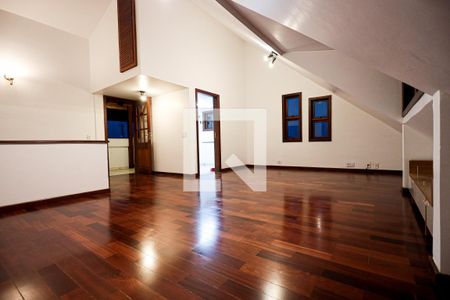 Casa para alugar com 350m², 3 quartos e 2 vagas3º andar - Sala íntima 