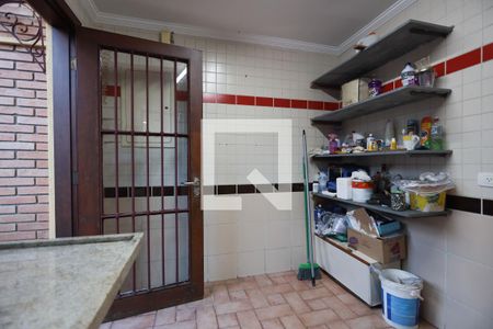 Casa para alugar com 350m², 3 quartos e 2 vagasÁrea de serviço