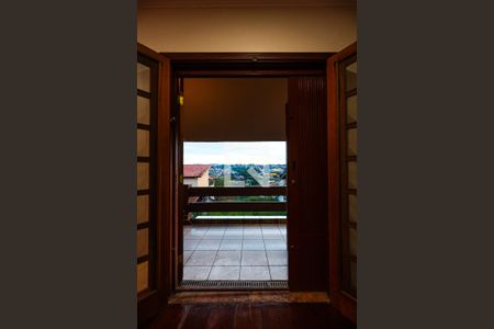 Casa para alugar com 350m², 3 quartos e 2 vagas2º andar - Suíte - detalhes