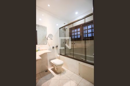 Casa para alugar com 350m², 3 quartos e 2 vagas2º andar - Suíte - banheiro
