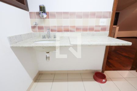 Casa para alugar com 350m², 3 quartos e 2 vagas3º andar - Copa - detalhes