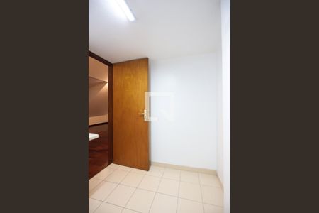Casa para alugar com 350m², 3 quartos e 2 vagas3º andar - Copa - detalhes