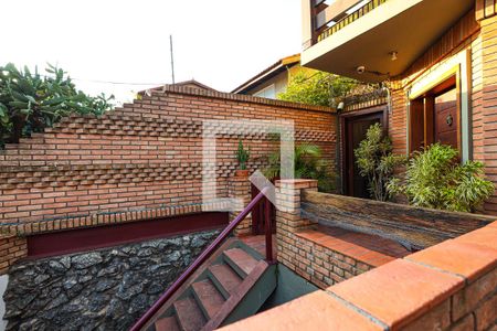 Casa para alugar com 350m², 3 quartos e 2 vagasVista da sacada do 1º andar