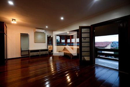 Casa para alugar com 350m², 3 quartos e 2 vagas2º andar - Suíte