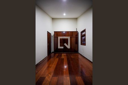 Casa para alugar com 350m², 3 quartos e 2 vagas2º andar - Quarto 3 - detalhes
