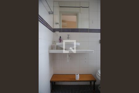 Apartamento para alugar com 90m², 2 quartos e sem vagaBanheiro da suíte