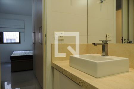 Apartamento à venda com 75m², 2 quartos e 1 vagaBanheiro da Suíte