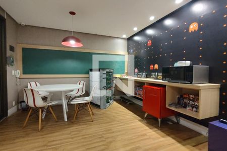 Apartamento à venda com 75m², 2 quartos e 1 vaga Apartamento à venda com 75m², 2 quartos e 1 vagaSala de Jogos