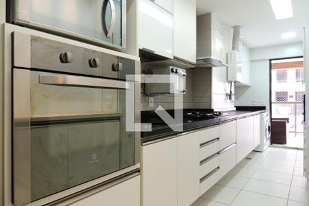 Apartamento à venda com 75m², 2 quartos e 1 vagaCozinha - Armários