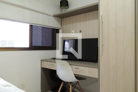 Apartamento à venda com 75m², 2 quartos e 1 vagaQuarto 2 - Armários