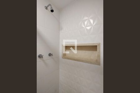 Apartamento à venda com 75m², 2 quartos e 1 vaga Apartamento à venda com 75m², 2 quartos e 1 vagaBanheiro Social