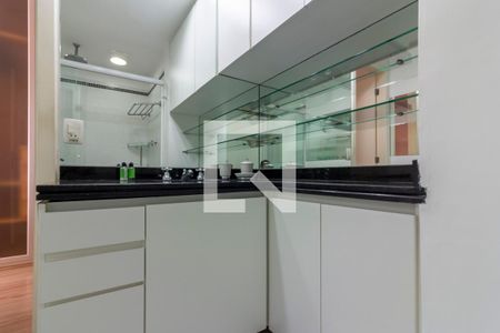 Banheiro de apartamento à venda com 1 quarto, 83m² em Jardim Paulista, São Paulo