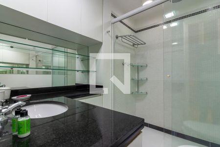 Banheiro de apartamento à venda com 1 quarto, 83m² em Jardim Paulista, São Paulo