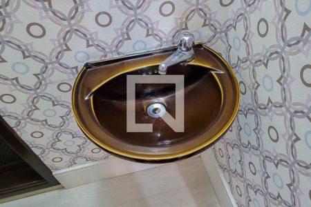 Casa à venda com 212m², 3 quartos e 2 vagasLavabo