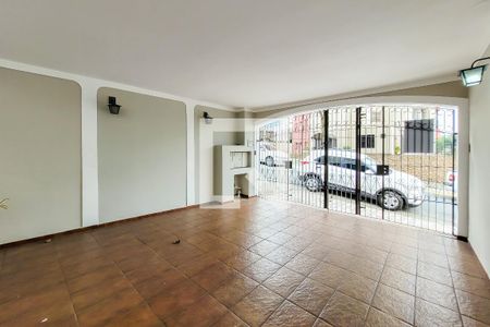 Casa à venda com 212m², 3 quartos e 2 vagasGaragem