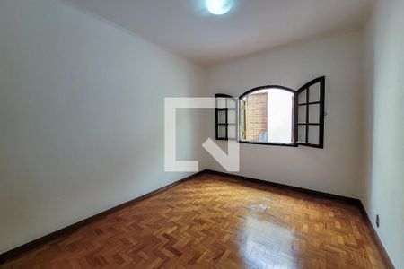 Casa à venda com 212m², 3 quartos e 2 vagasQuarto 2