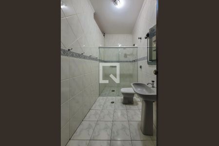 Casa à venda com 212m², 3 quartos e 2 vagasBanheiro da Suíte