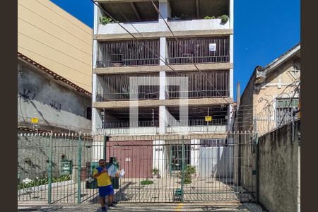 Apartamento à venda com 64m², 2 quartos e 1 vaga Apartamento à venda com 64m², 2 quartos e 1 vagaFachada e portaria
