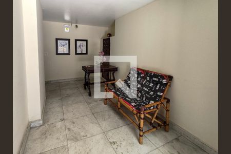 Apartamento à venda com 64m², 2 quartos e 1 vaga Apartamento à venda com 64m², 2 quartos e 1 vagaFachada e portaria
