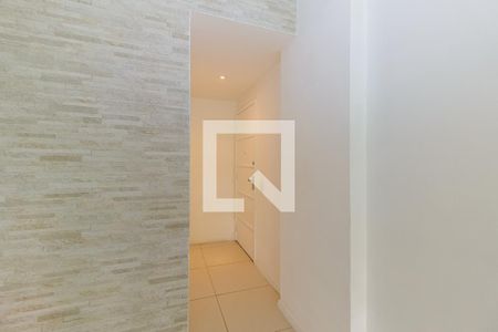 Entrada de apartamento à venda com 2 quartos, 64m² em Vila Isabel, Rio de Janeiro