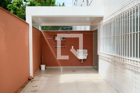 Apartamento à venda com 105m², 3 quartos e 2 vagasÁrea de Serviço