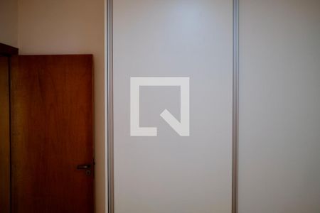 Apartamento à venda com 105m², 3 quartos e 2 vagasQuarto 1